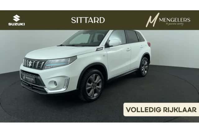 Suzuki Vitara (2021) thumbnail 1