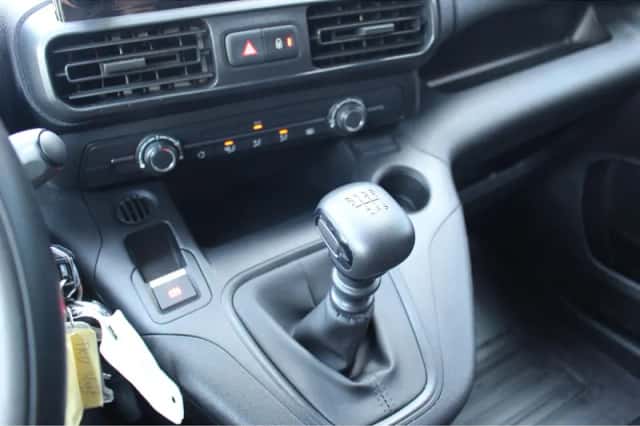 Toyota Proace (2023) thumbnail 13