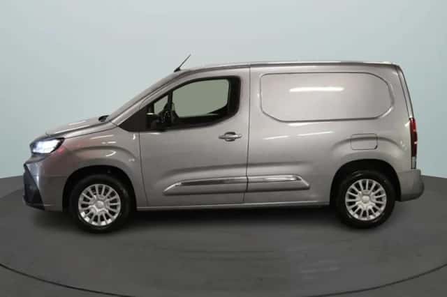 Toyota Proace (2024) thumbnail 2