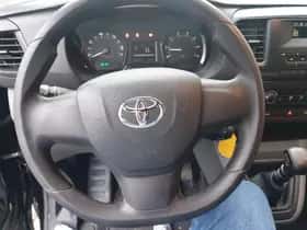 Toyota Proace (2019) thumbnail 8