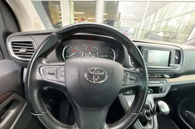 Toyota Proace (2019) thumbnail 16