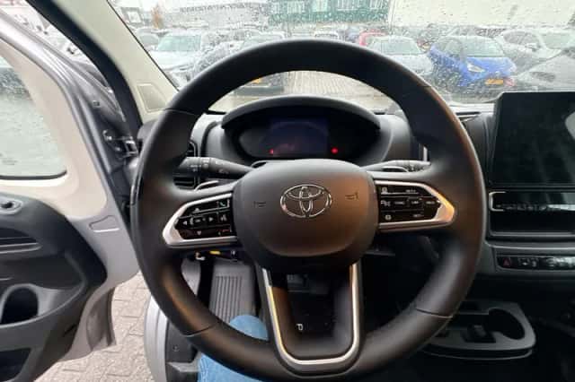 Toyota Proace (2025) thumbnail 13