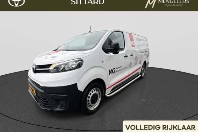 Toyota Proace (2024) thumbnail 1