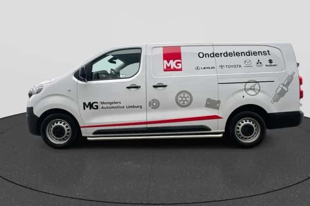 Toyota Proace (2024) thumbnail 4