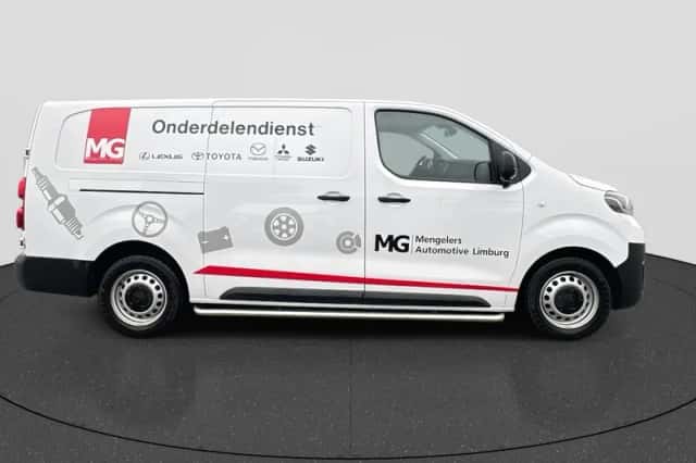 Toyota Proace (2024) thumbnail 8
