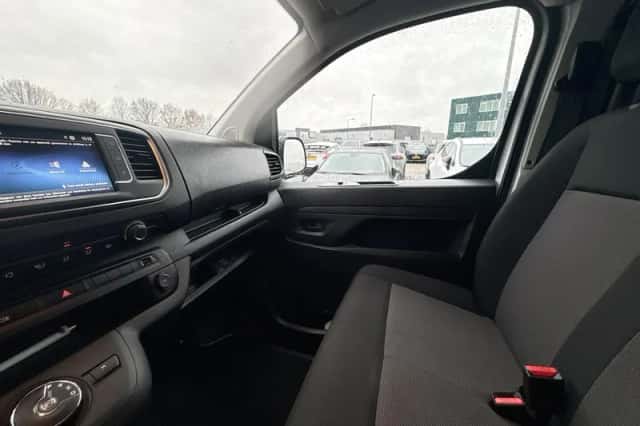 Toyota Proace (2024) thumbnail 10