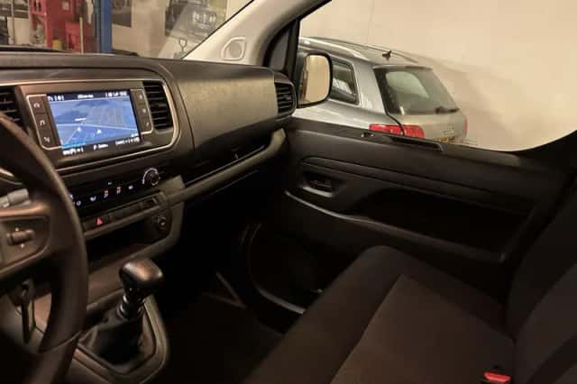 Toyota Proace (2023) thumbnail 11