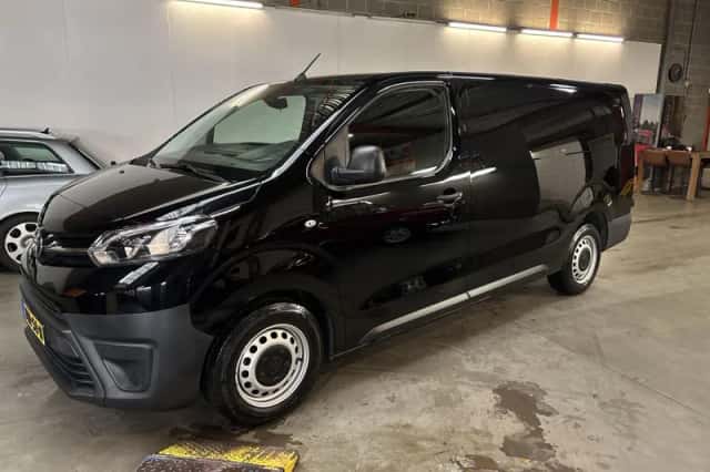 Toyota Proace (2023) thumbnail 16