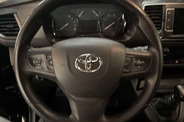 Toyota Proace (2023) thumbnail 18