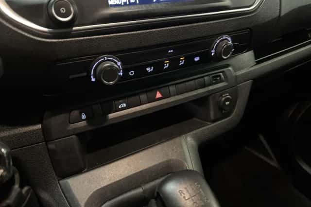 Toyota Proace (2023) thumbnail 31