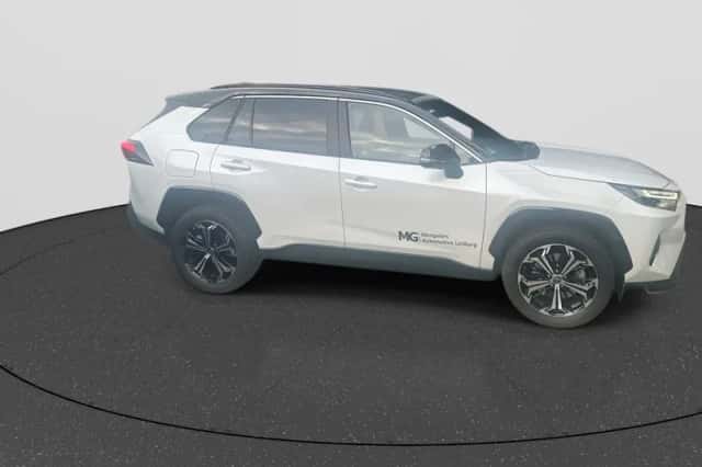 Toyota RAV4 (2025) thumbnail 2