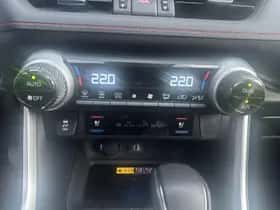 Toyota RAV4 (2025) thumbnail 17