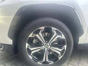 Toyota RAV4 (2025) thumbnail 19