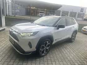 Toyota RAV4 (2025) thumbnail 9
