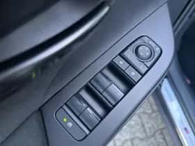 Toyota C-HR (2026) thumbnail 16