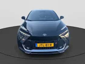 Toyota C-HR (2026) thumbnail 3