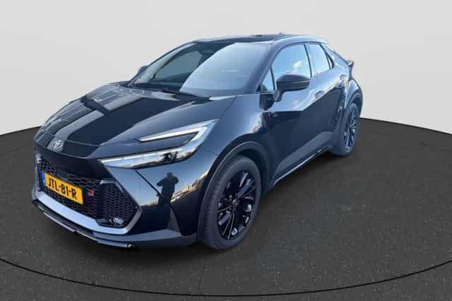 Toyota C-HR (2026) thumbnail 4