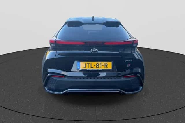 Toyota C-HR (2026) thumbnail 7