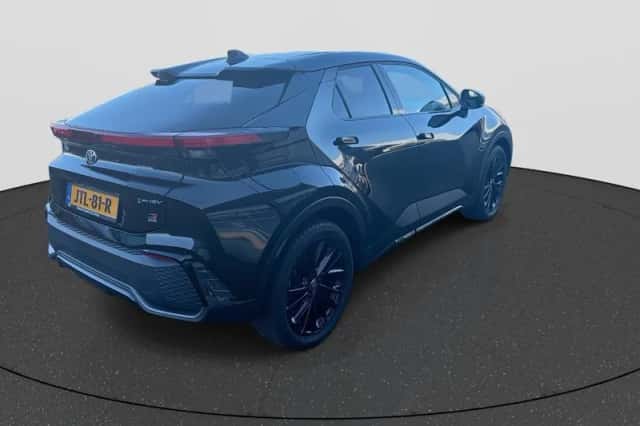 Toyota C-HR (2026) thumbnail 8