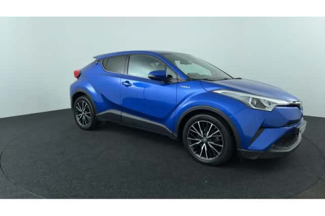Toyota C-HR (2018) thumbnail 7