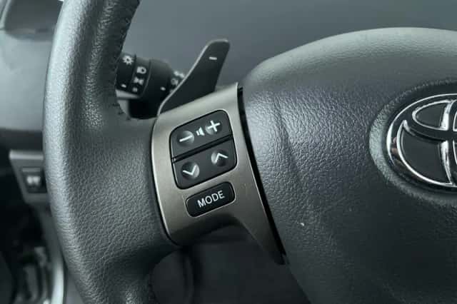 Toyota Yaris (2009) thumbnail 15