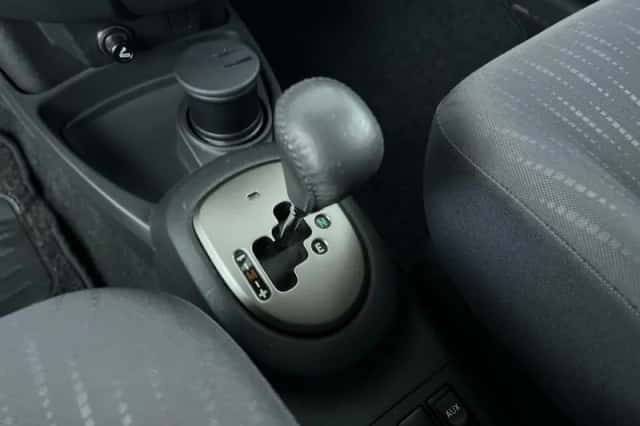 Toyota Yaris (2009) thumbnail 19