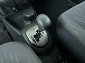 Toyota Yaris (2009) thumbnail 19