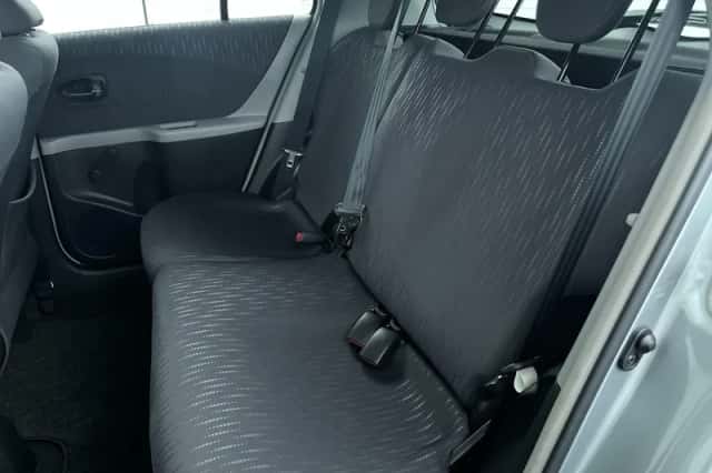 Toyota Yaris (2009) thumbnail 21