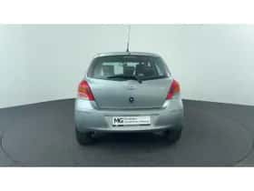 Toyota Yaris (2009) thumbnail 4