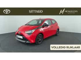 Toyota Aygo (2022) thumbnail 1