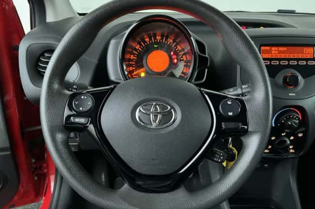 Toyota Aygo (2022) thumbnail 13