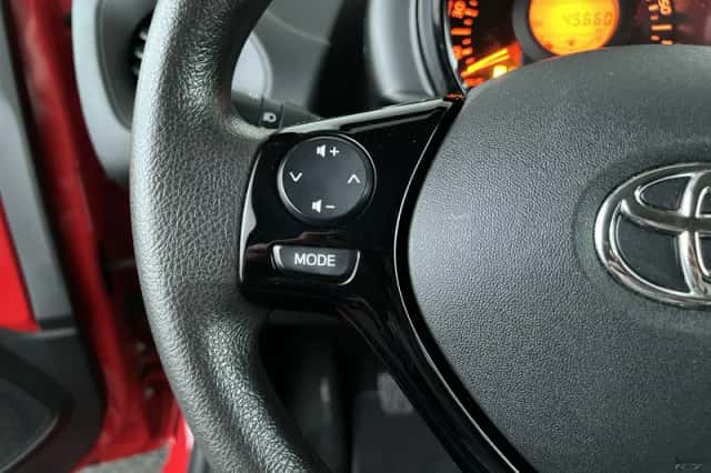 Toyota Aygo (2022) thumbnail 14