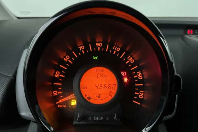 Toyota Aygo (2022) thumbnail 16