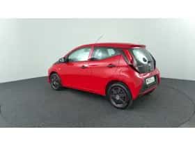 Toyota Aygo (2022) thumbnail 3