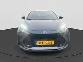 Toyota C-HR (2025) thumbnail 3