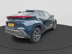 Toyota C-HR (2025) thumbnail 7