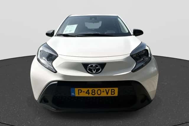 Toyota Aygo X (2022) thumbnail 3