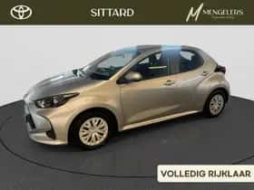Toyota Yaris (2023) thumbnail 1