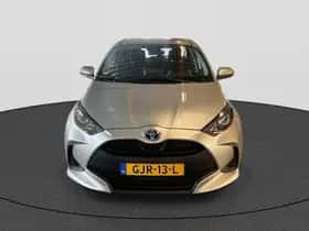 Toyota Yaris (2023) thumbnail 3
