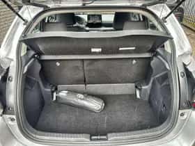 Toyota Yaris (2023) thumbnail 28