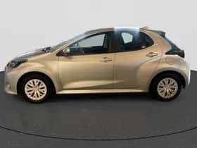 Toyota Yaris (2023) thumbnail 5