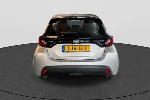 Toyota Yaris (2023) thumbnail 7