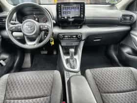 Toyota Yaris (2023) thumbnail 10