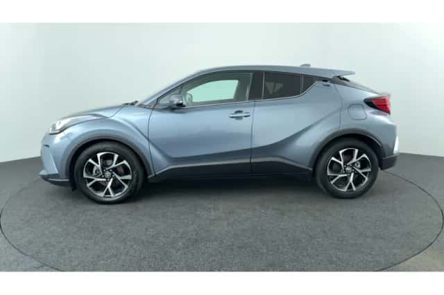 Toyota C-HR (2020) thumbnail 2