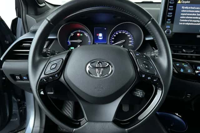 Toyota C-HR (2020) thumbnail 14