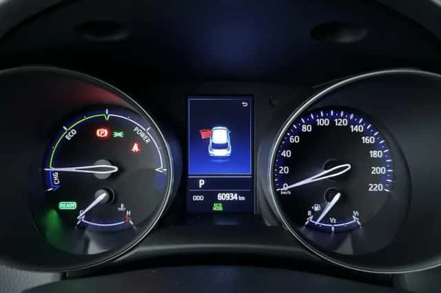 Toyota C-HR (2020) thumbnail 17