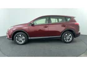 Toyota RAV4 (2017) thumbnail 2