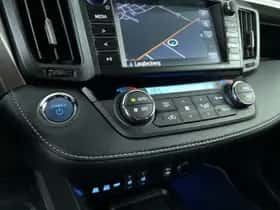 Toyota RAV4 (2017) thumbnail 21