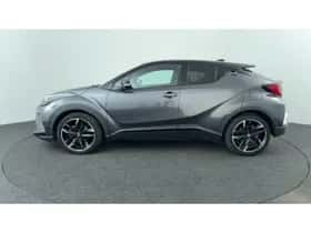 Toyota C-HR (2022) thumbnail 2