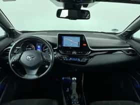 Toyota C-HR (2022) thumbnail 25